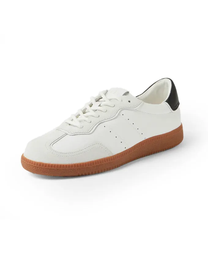 Danssing White/Black Sneaker