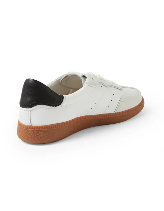 Danssing White/Black Sneaker