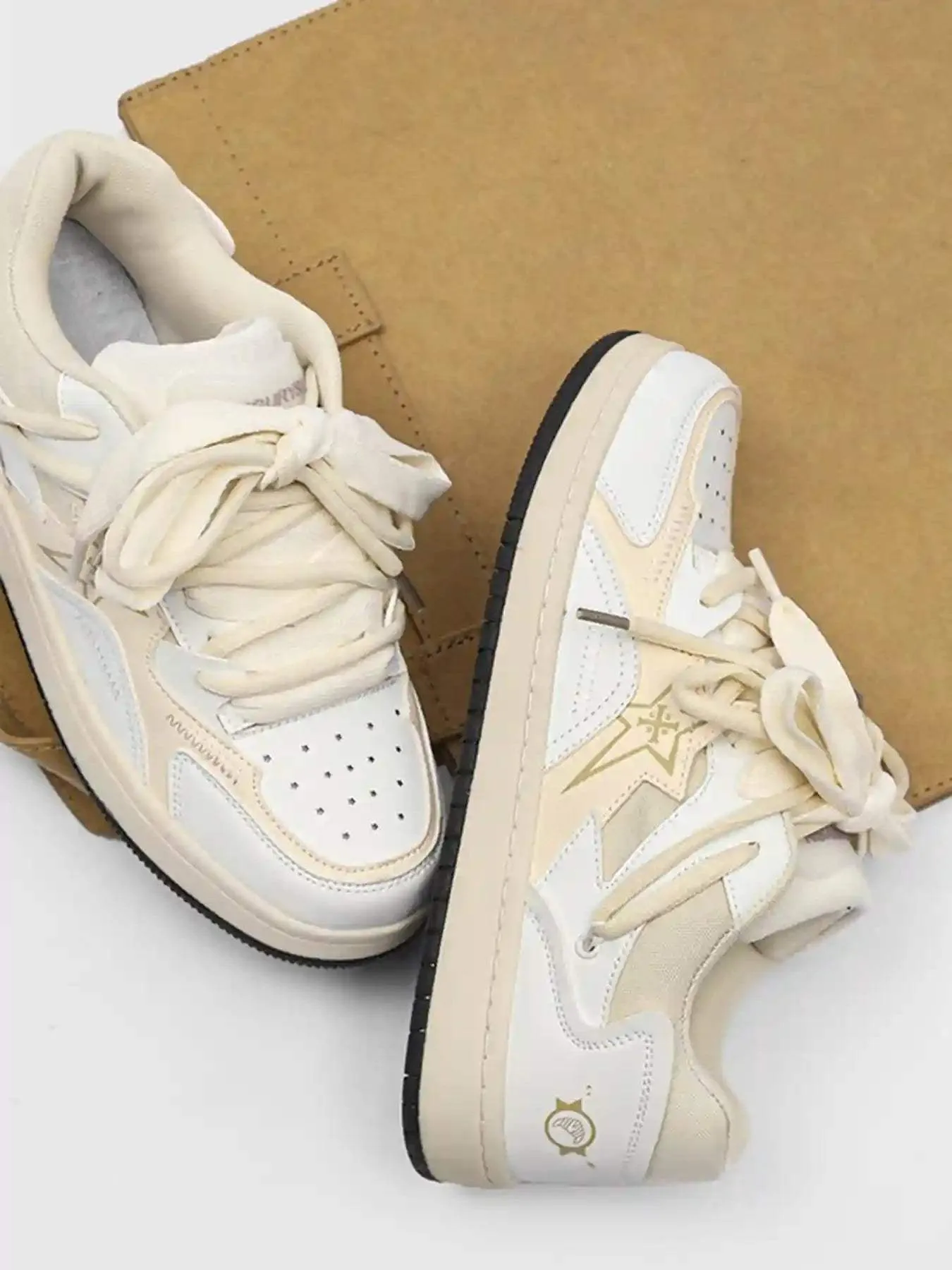 Disguisen Comfortable Casual Pentagram Couple Shoes