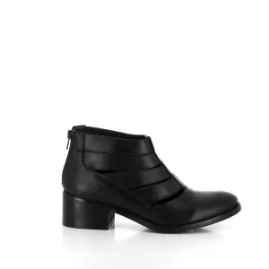 Igualados 2104 Black Ankle Boots
