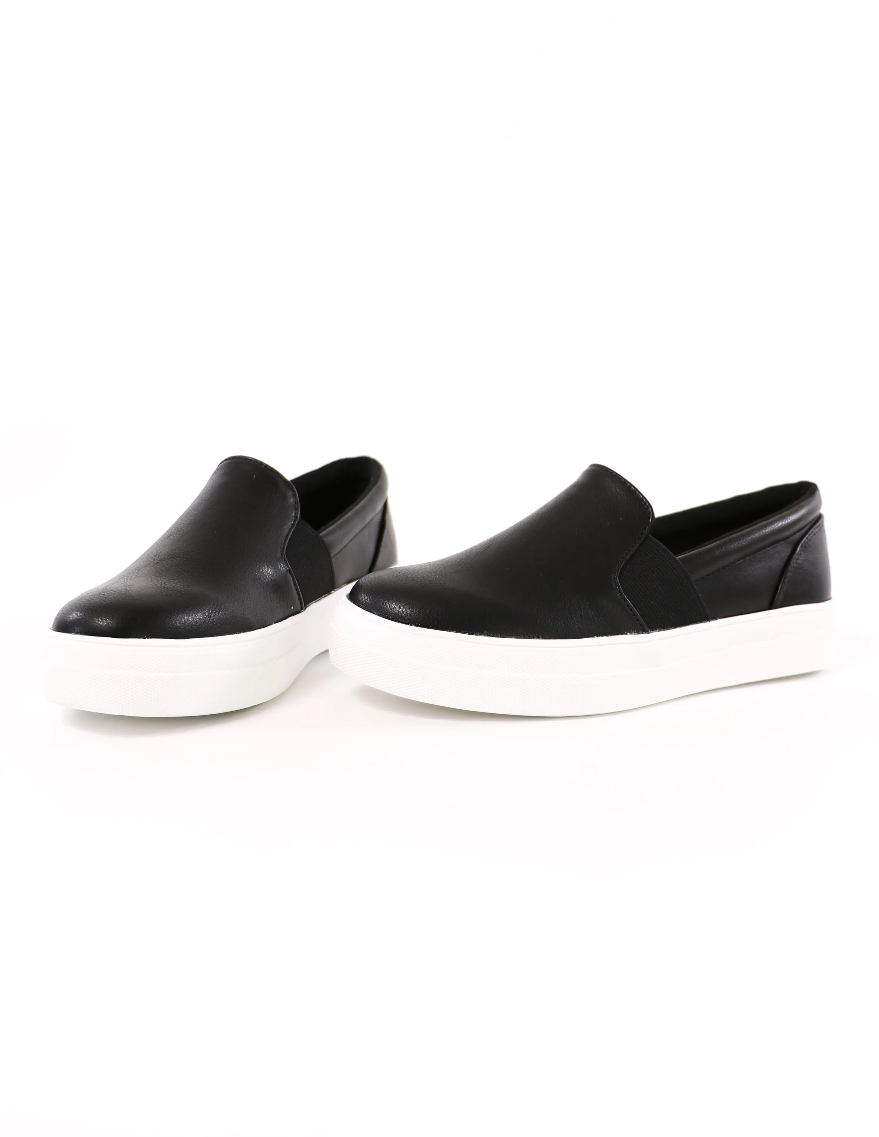 KICKIN' IT SOLE-O SNEAKER - Black