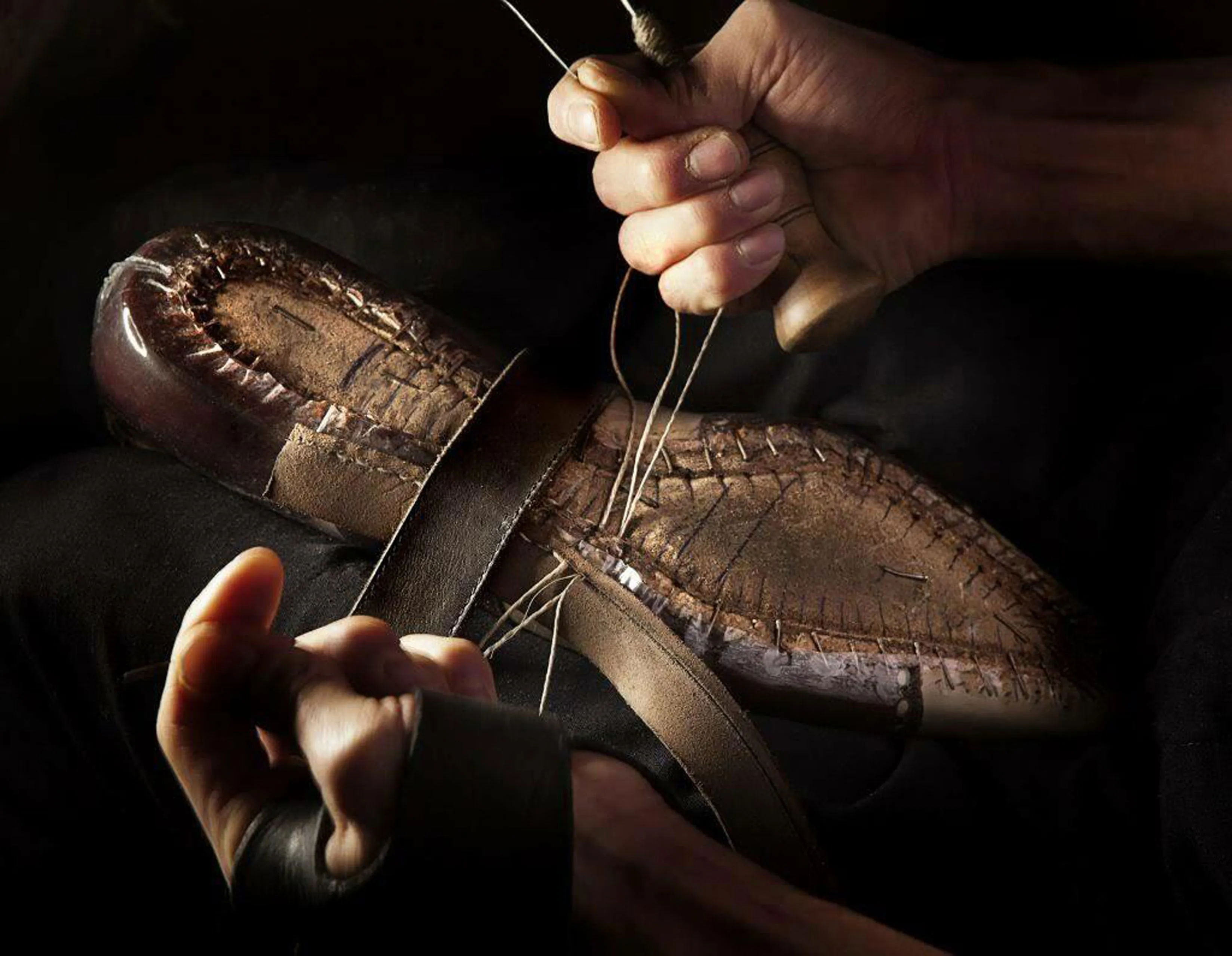 Leather and Suede Oxford Wingtip Shoe