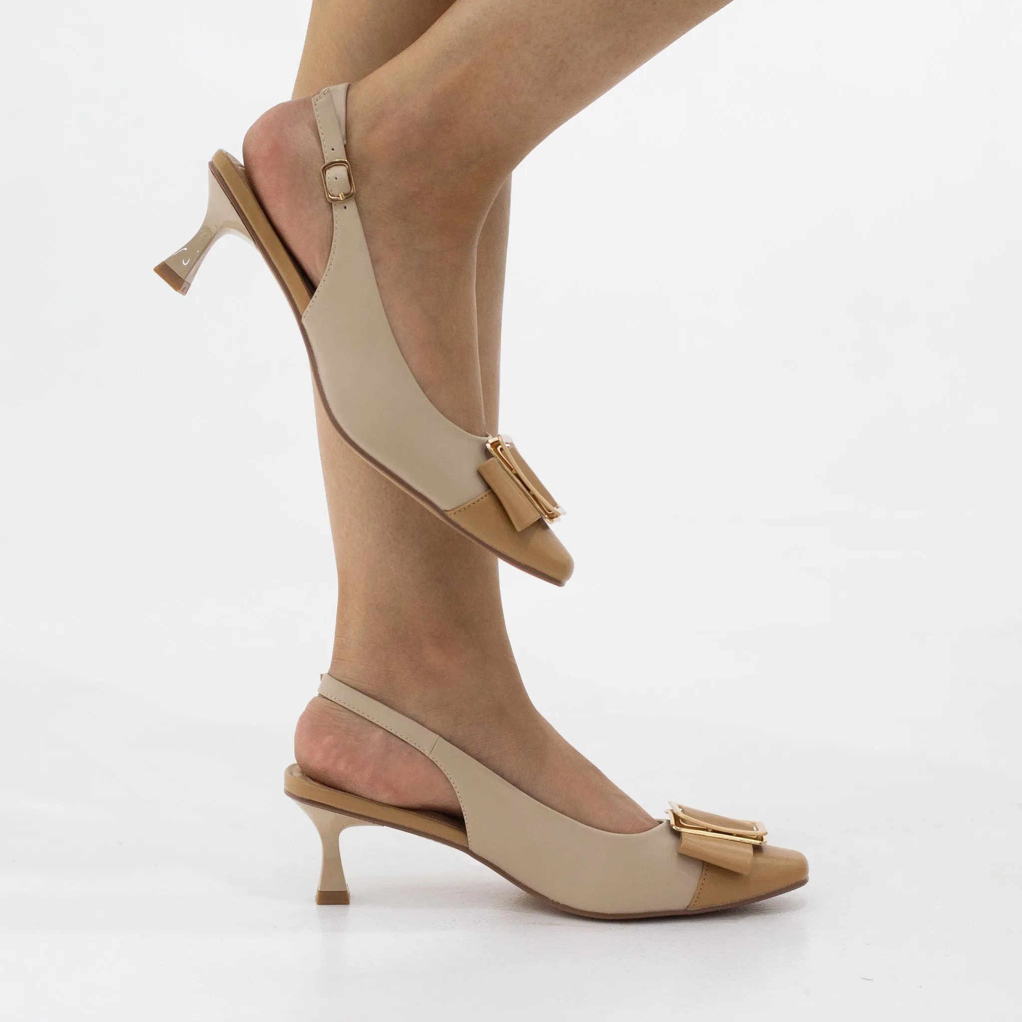 Nelmay buckle trim detailed 2-toned sling back on a 5cm heel