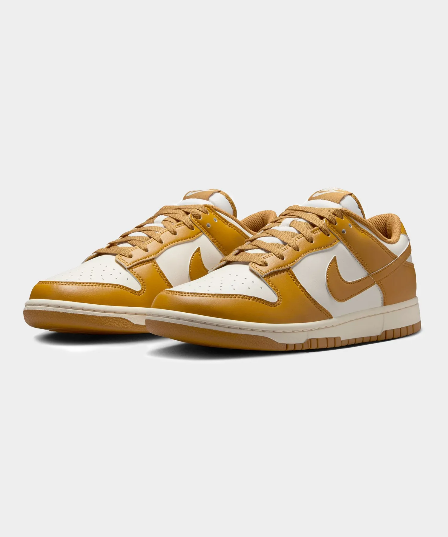 Nike Dunk Low Retro in Pale Ivory   Wheat