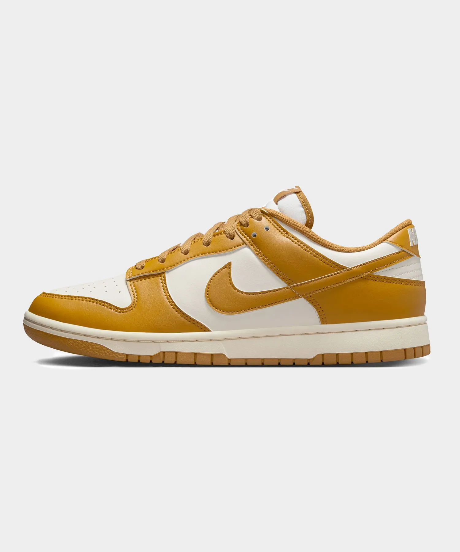 Nike Dunk Low Retro in Pale Ivory   Wheat