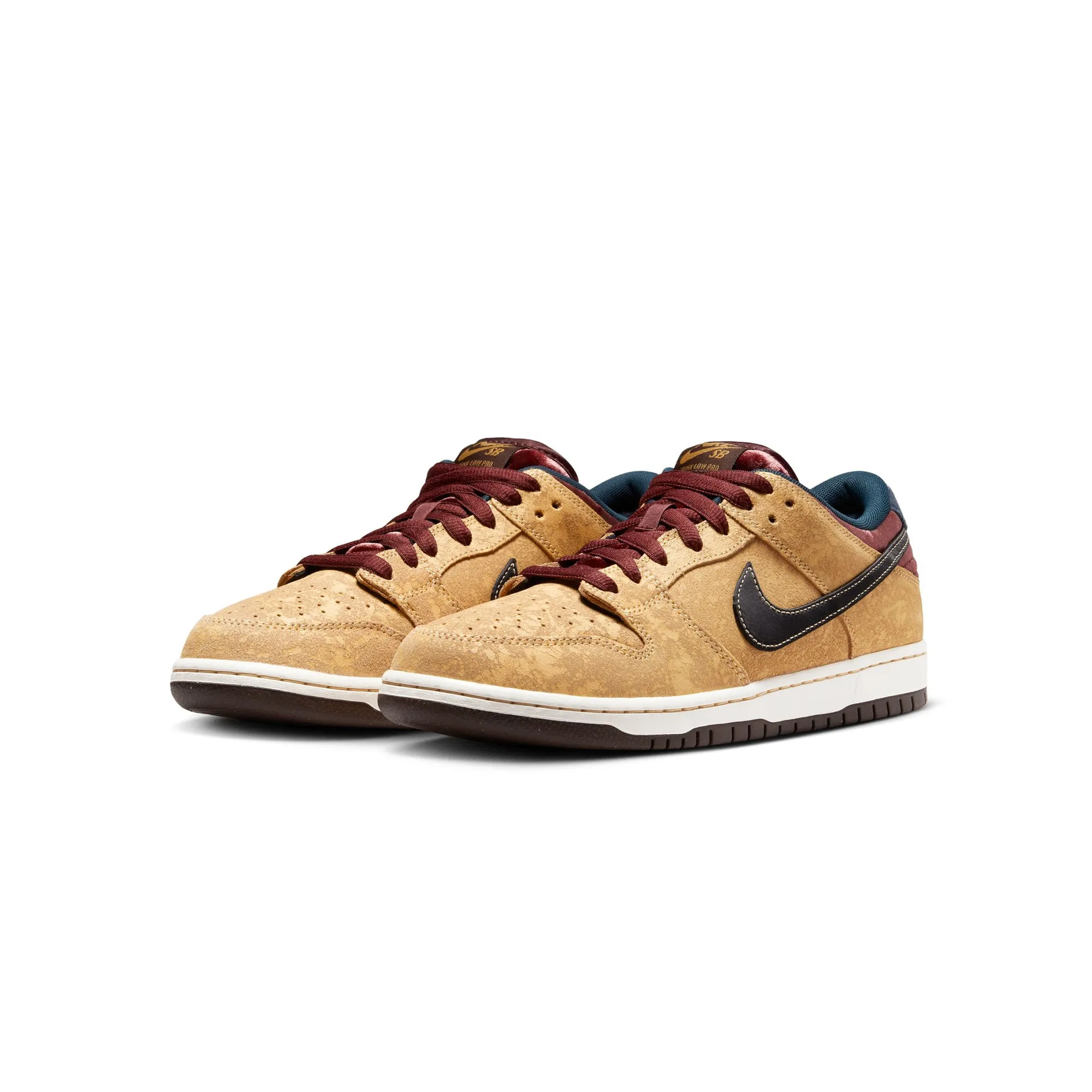 Nike SB Mens Dunk Low "City of Cinema" Shoes