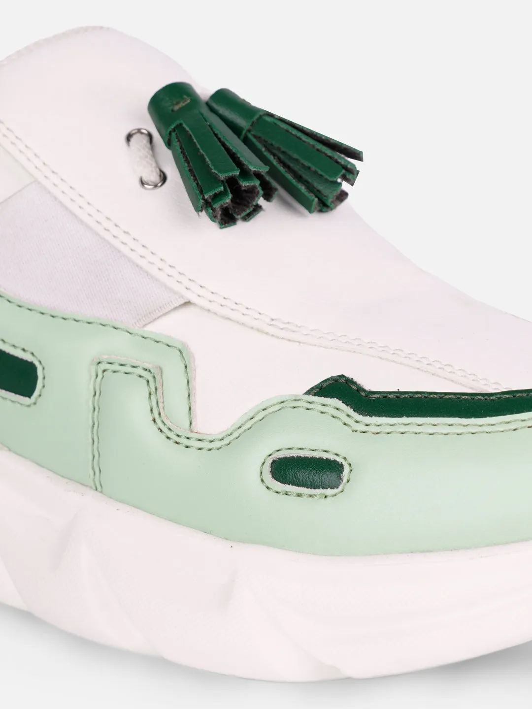 Women's White/Green All Seasons Wearing Sneakers (IU1004)